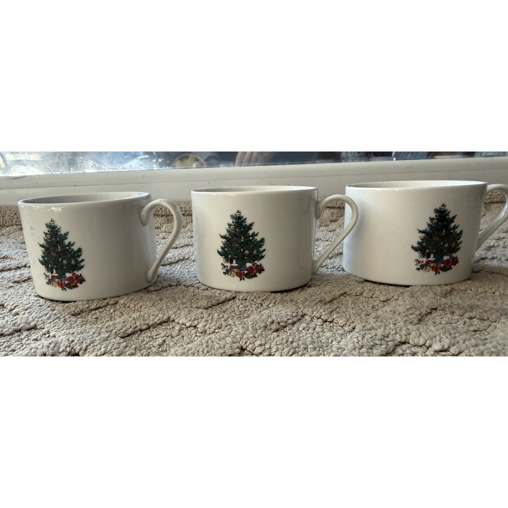 Christmas Morning Porcelain Teacup/Cup/Mug Set of 3 – Vintage